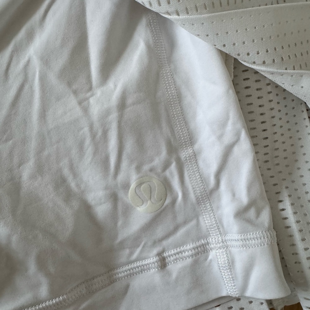 Lululemon White Pleated Women's Tennis Skirt - Picture 4 of 4